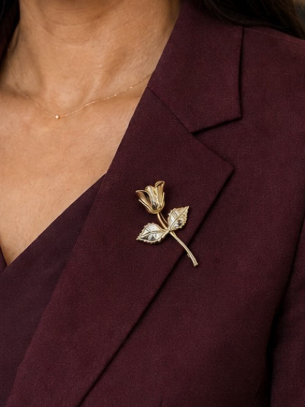 Gold Floral Rose Brooch - Elegant Women’s Jewelry